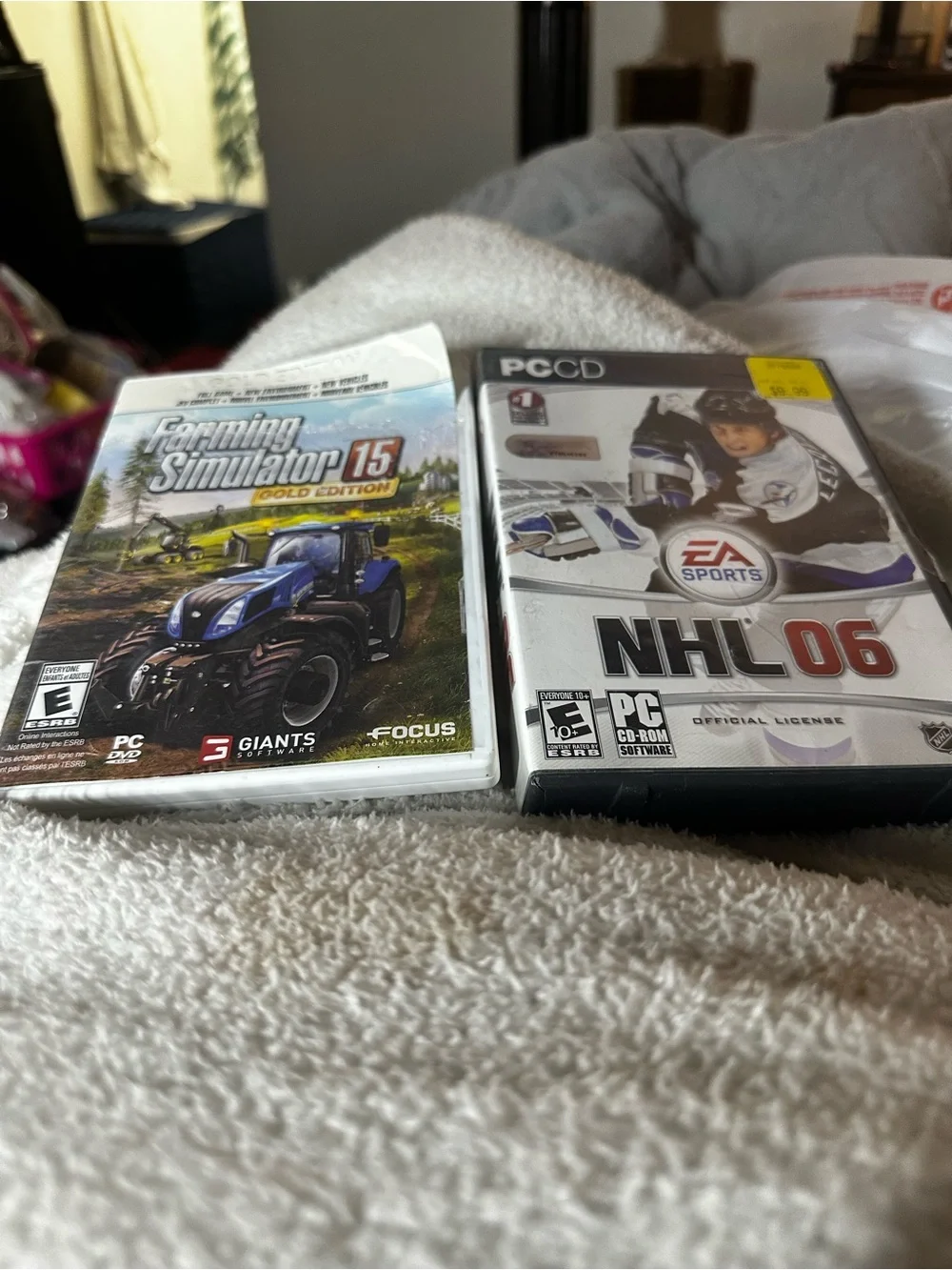 EA Sports NHL 06 & Farming Simulator 15 (PC) -used